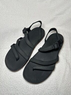 Chaco Women's Lowdown Strappy Sandal 10